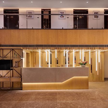 Deventure Sarovar Portico Patel Nagar Nowe Delhi Zewnętrze zdjęcie