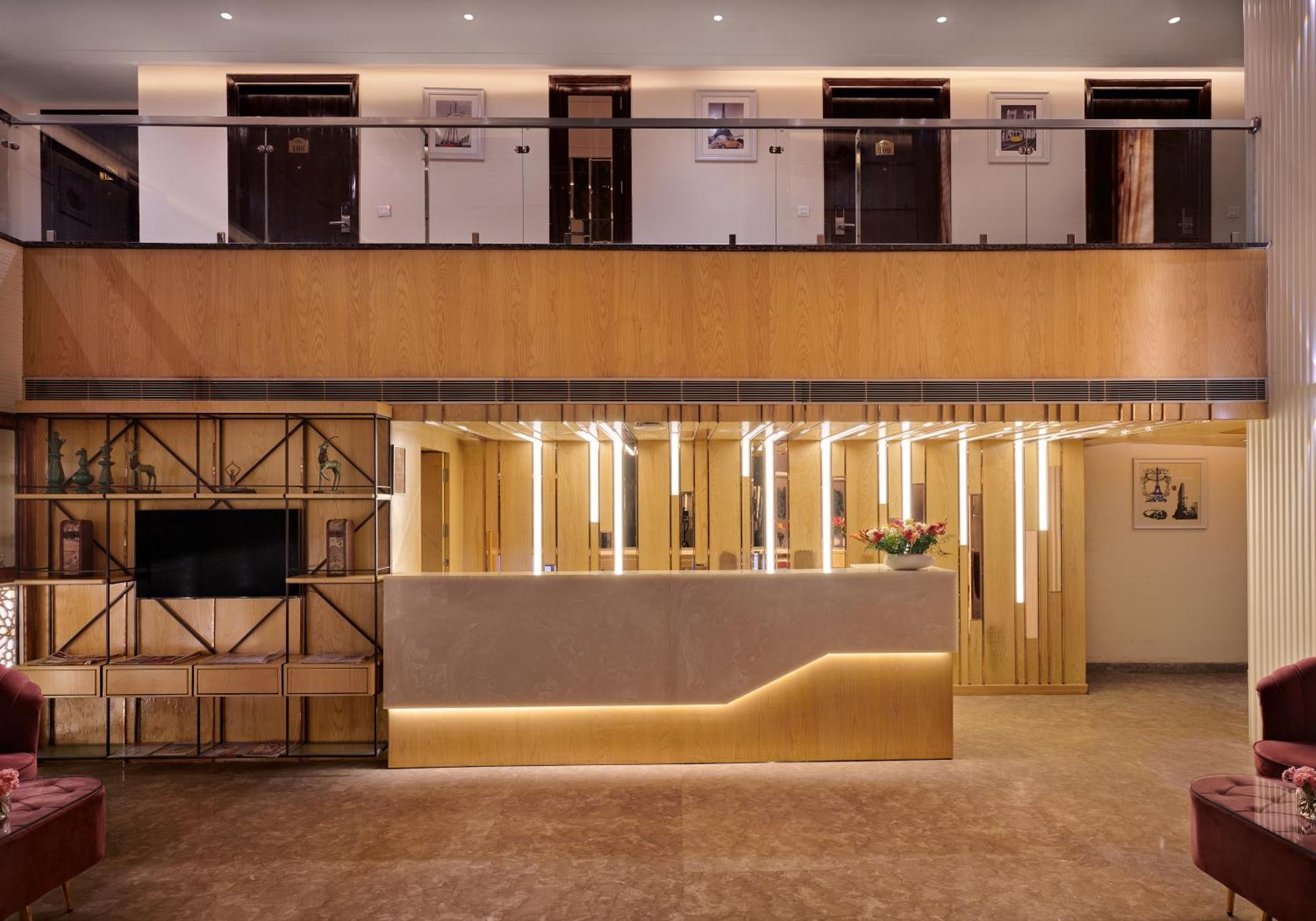 Deventure Sarovar Portico Patel Nagar Nowe Delhi Zewnętrze zdjęcie