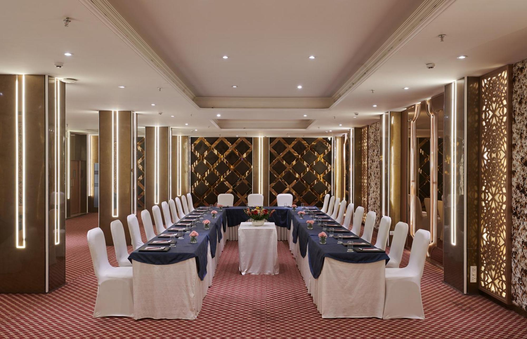 Deventure Sarovar Portico Patel Nagar Nowe Delhi Zewnętrze zdjęcie