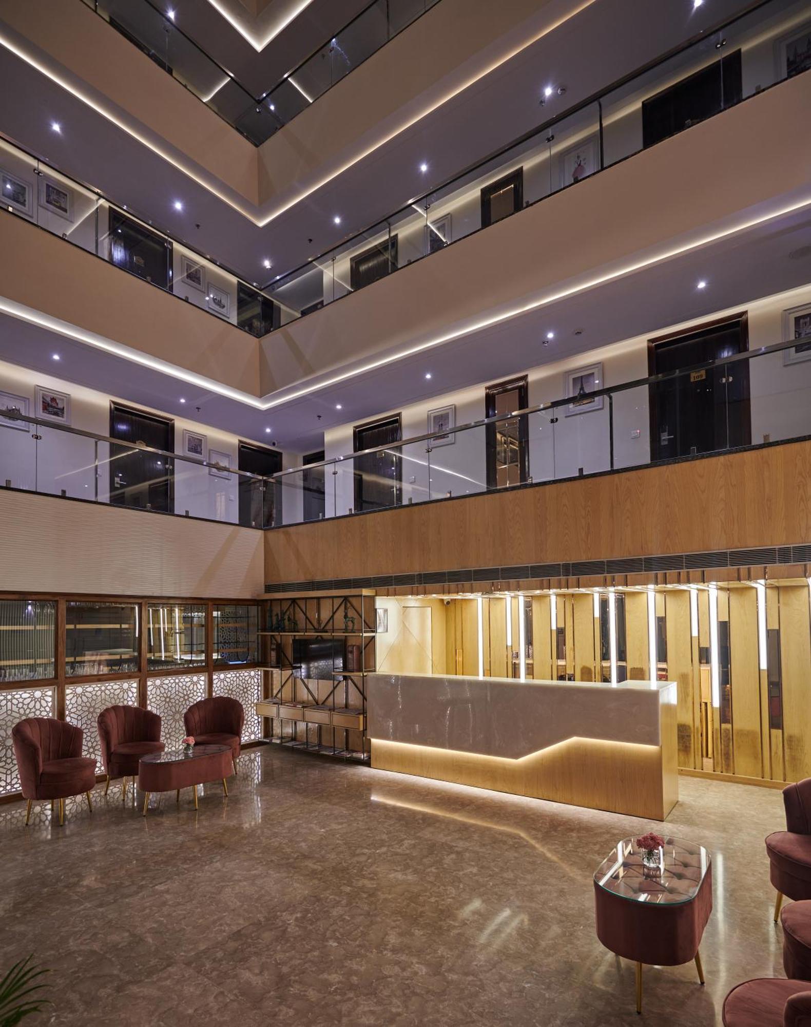 Deventure Sarovar Portico Patel Nagar Nowe Delhi Zewnętrze zdjęcie