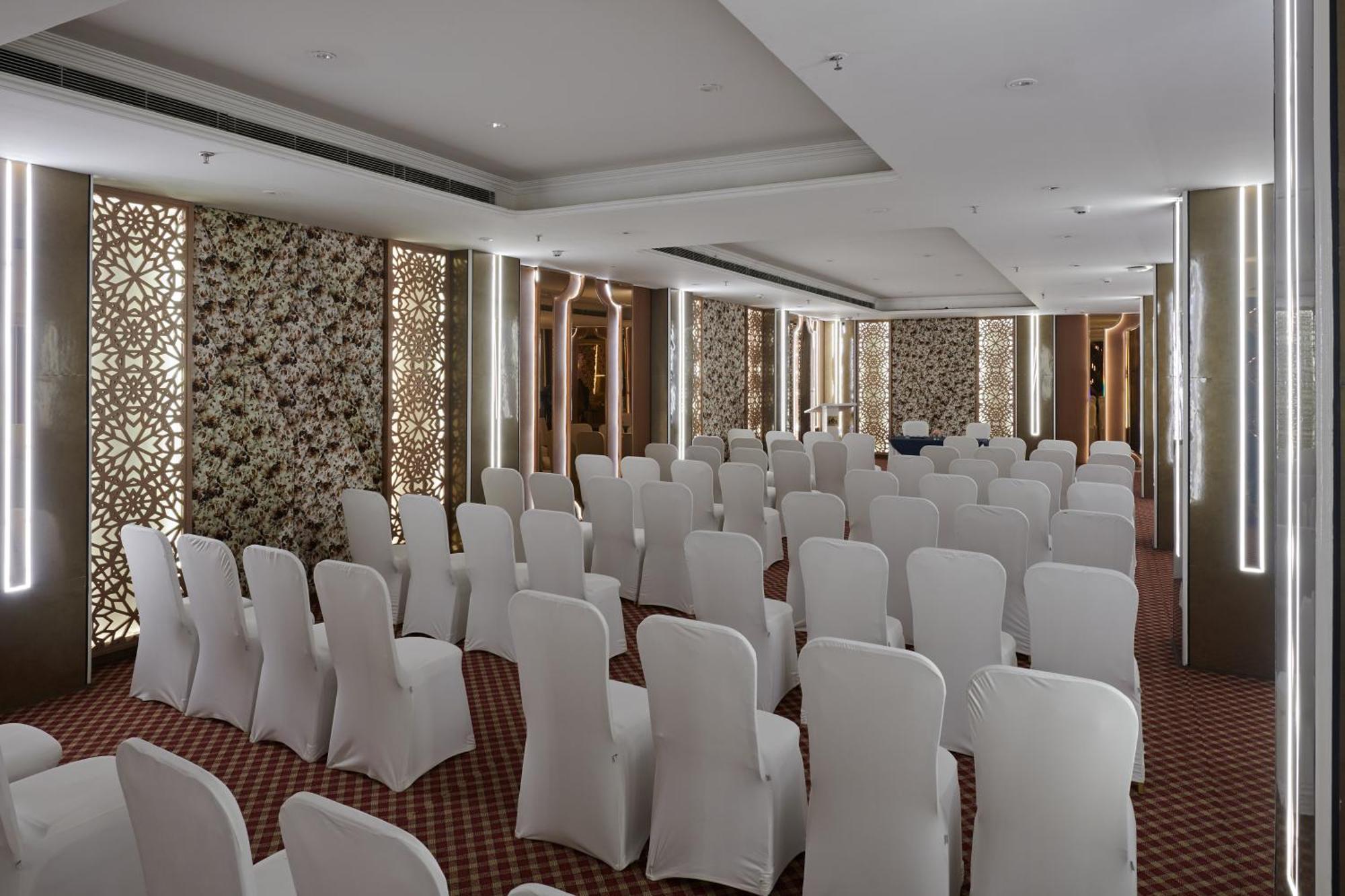 Deventure Sarovar Portico Patel Nagar Nowe Delhi Zewnętrze zdjęcie